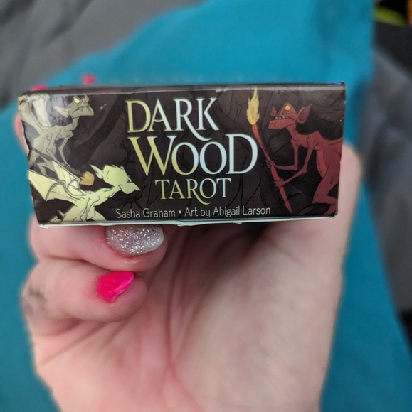 Dark wood tarot deck (QR code for booklet) - Picture 4 of 5
